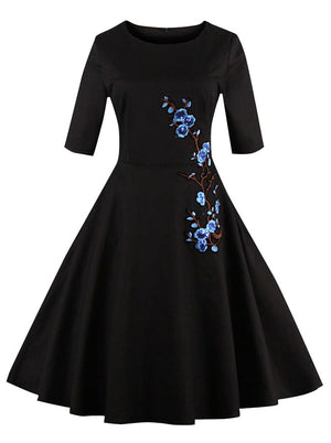 Black Embroidery Special Occasion Dresses Fashion O-Neck Half Sleeves Pleat  A-Line Knee-Length New